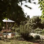 Alkis Farm And Semesterbostad