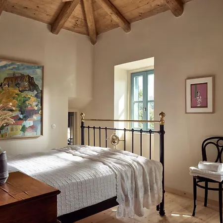 Alkis Farm And Holiday home