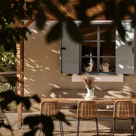 Alkis Farm And Vakantiehuis Yírion
