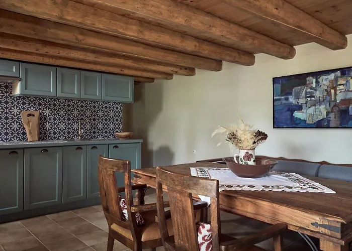 Alkis Farm And 度假居 Yírion