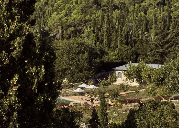 Alkis Farm And 度假居 Yírion