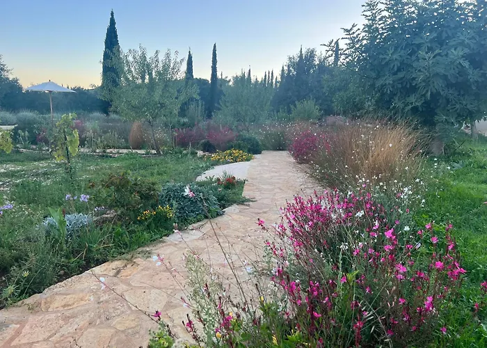 度假居 Alkis Farm And *