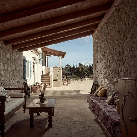 Ferienhaus Alkis Farm&residence Yírion