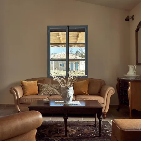 Holiday home Alkis Farm And Gyri