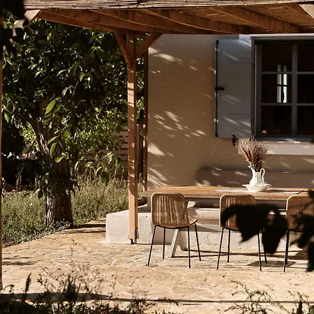 Alkis Farm&residence Yírion